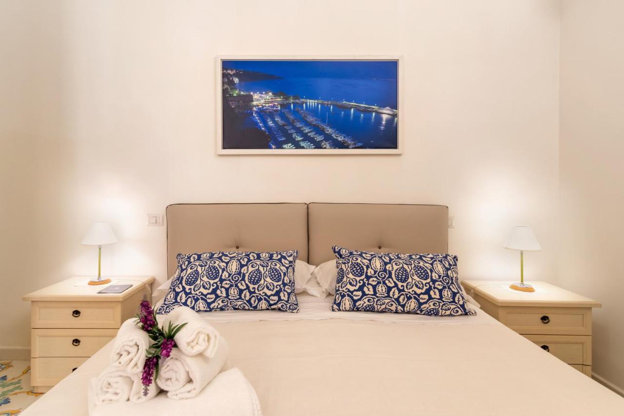 סורנטו Comfy Apt 4 Sleeps Right In The Centre מראה חיצוני תמונה